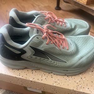 Womens Sz 9.5 Altra Torin 5 Shoes